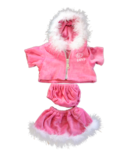 Pink oufit in 3 pieces with fluffy detailing and Love embroidered on breast